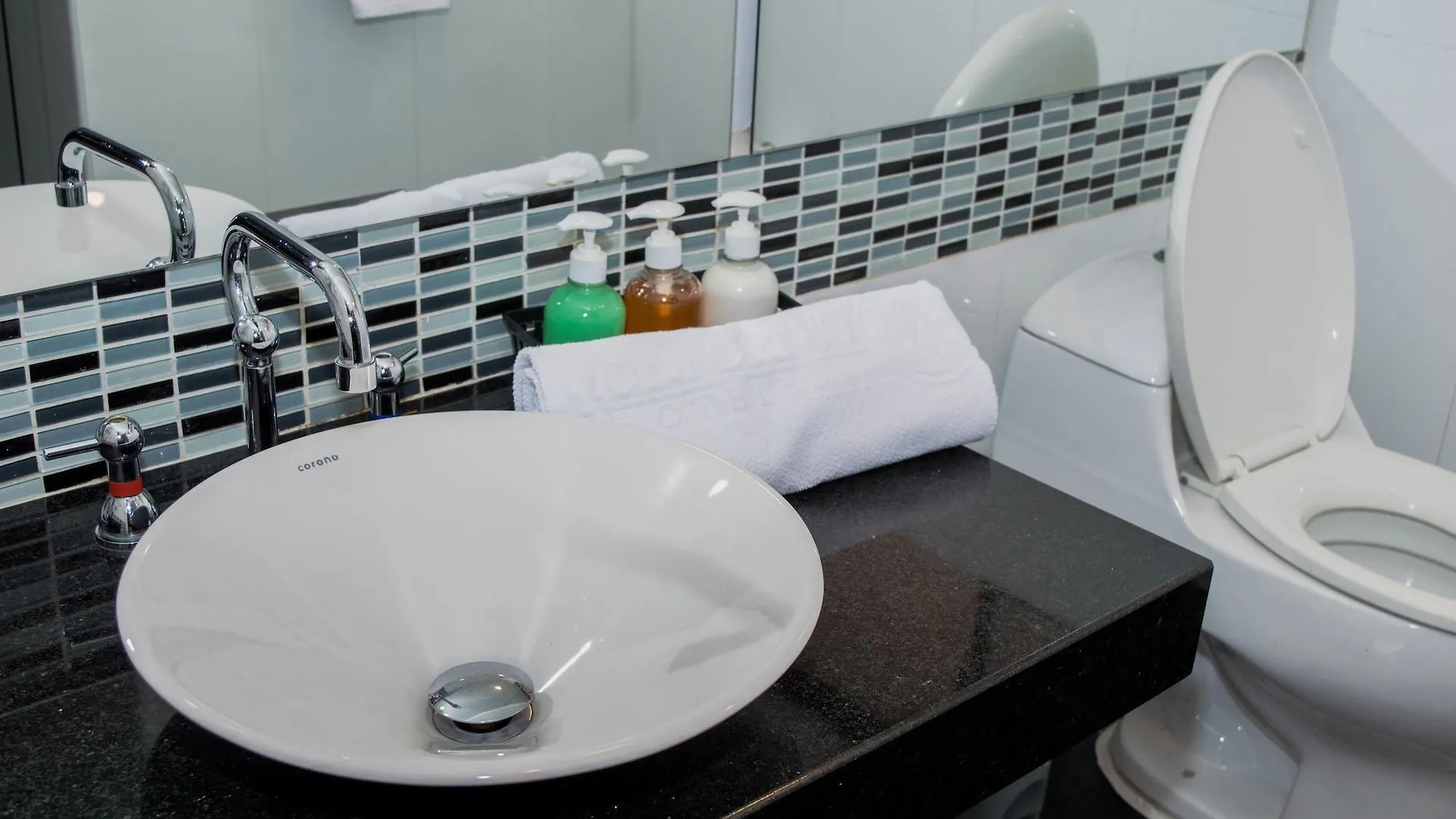 ***  Hotel Castellana 95 波哥大 哥伦比亚